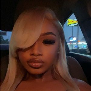 Meet your Posher, Brook